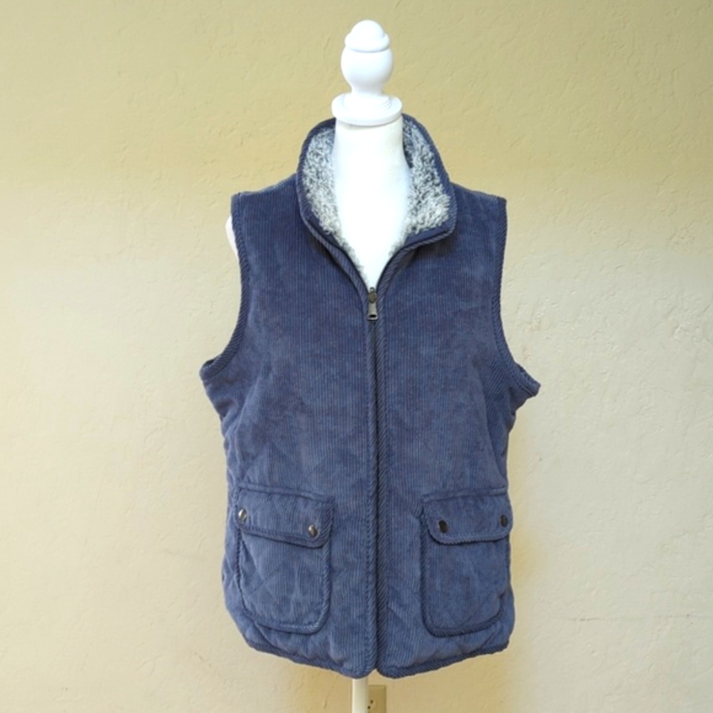 Christopher & Banks Navy Corduroy & Sherpa Reversible Vest Size Medium
